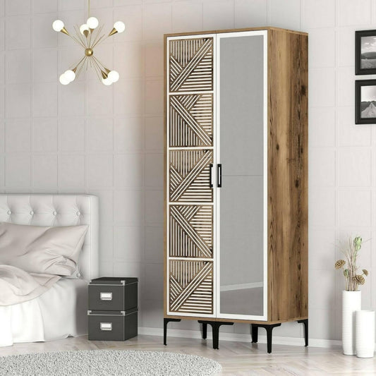 Spacieuse armoire avec 2 portes